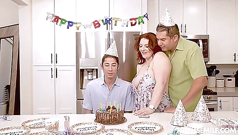 Emmy Demure – The Perfect Birthday Present