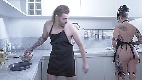 Dread Hot - In The Kitchen With Dread Hot