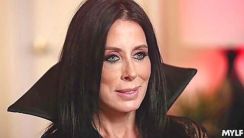 Reagan Foxx - Sweet Vampiric Seduction - Teaser Video Reagan Foxx - Sweet Vampiric Seduction - Teaser Video